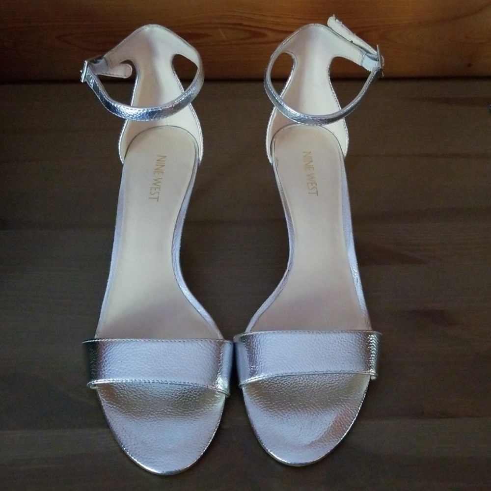 Nine West Leisa Size 9
